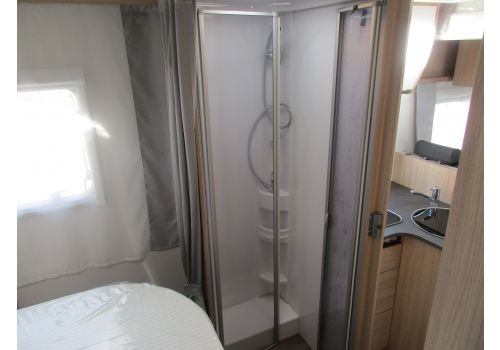Low Profile Motorhome SUNLIGHT T 69 L en Sale Occasion