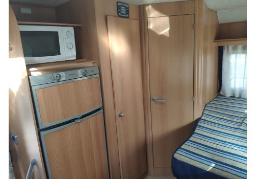 Low Profile Motorhome ELNAGH Baron 420 L en Sale Occasion