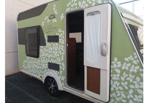 Caravan BURSTNER 410 TS en Sale Occasion