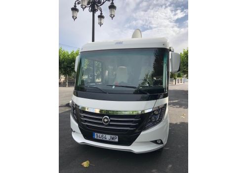 Integral Motorhome NIESMANN BISCHOFF Arto 79 F en Sale Occasion