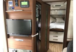 Integral Motorhome NIESMANN BISCHOFF Arto 79 F in Sale Occasion