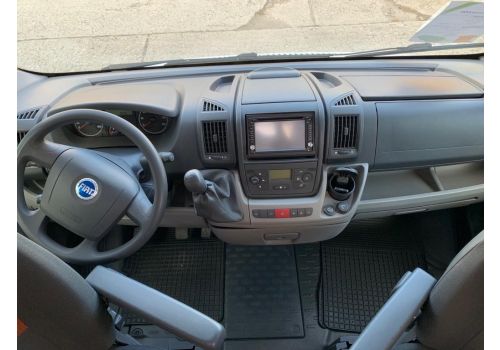 Low Profile Motorhome MC LOUIS Tandy 670 G en Sale Occasion