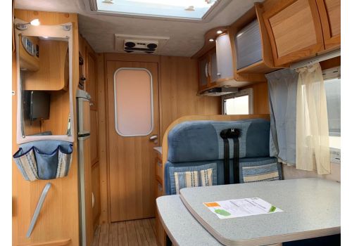 Low Profile Motorhome MC LOUIS Tandy 670 G en Sale Occasion