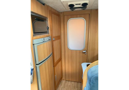 Low Profile Motorhome MC LOUIS Tandy 670 G en Sale Occasion