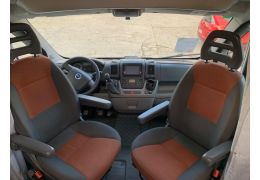 Low Profile Motorhome MC LOUIS Tandy 670 G in Sale Occasion