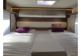 Low Profile Motorhome LMC Element T 668 G in Sale Occasion