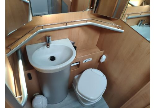 Integral Motorhome FRANKIA Comfort Class I 700 en Sale Occasion