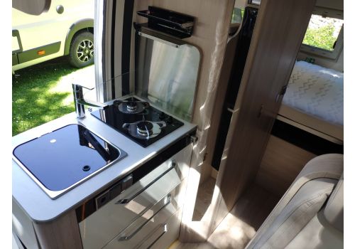 Camper Van RAPIDO V55 2020 en Sale Occasion