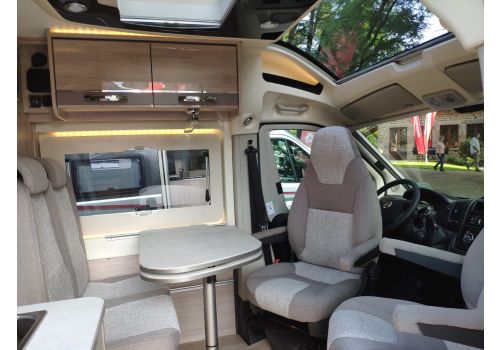 Camper Van RAPIDO V68 2020 en Sale Occasion