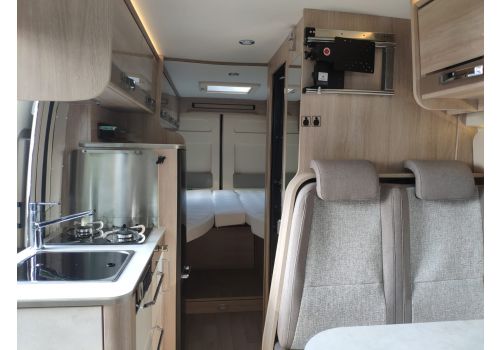 Camper Van RAPIDO V68 2020 en Sale Occasion