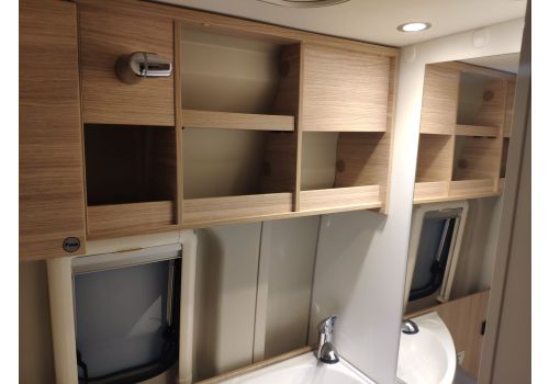 Camper Van SUNLIGHT Cliff 601 en Sale Occasion