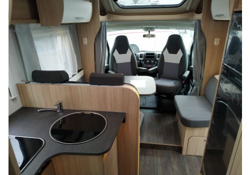 Low Profile Motorhome SUNLIGHT T 69 L en Sale Occasion