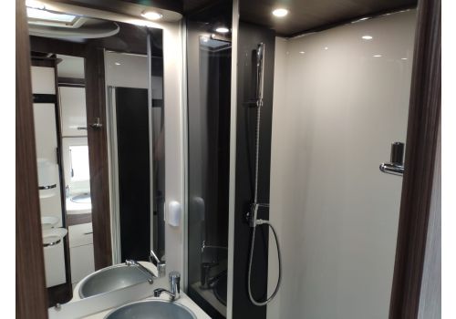 Capuchina Motorhome BENIMAR Sport Up 340 en Sale Occasion