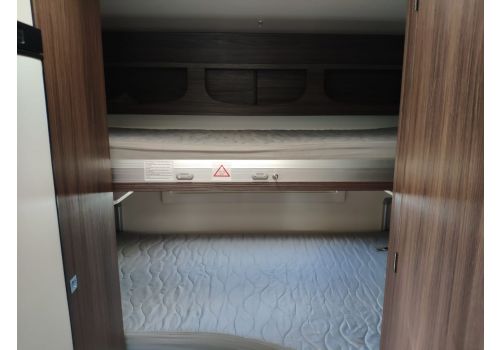 Capuchina Motorhome BENIMAR Sport Up 340 en Sale Occasion