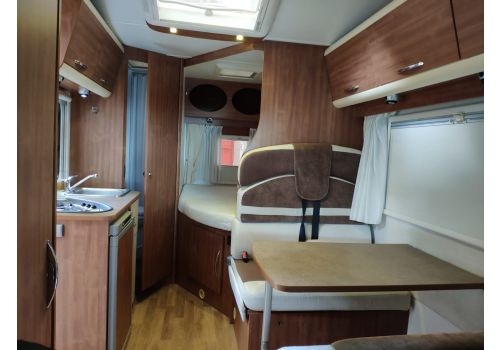 Low Profile Motorhome RIMOR Blucamp Sky 20 en Sale Occasion