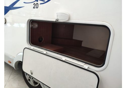 Low Profile Motorhome RIMOR Blucamp Sky 20 en Sale Occasion