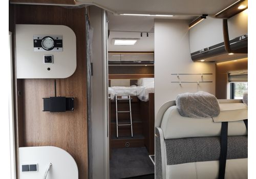 Low Profile Motorhome DETHLEFFS Trend T 7057 EB Modelo 2020 en Sale Occasion