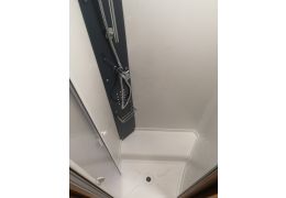 Low Profile Motorhome RAPIDO 696F Modelo 2020 en Sale Occasion