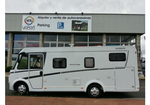 Integral Motorhome DETHLEFFS Advantage I-6671 en Sale Occasion