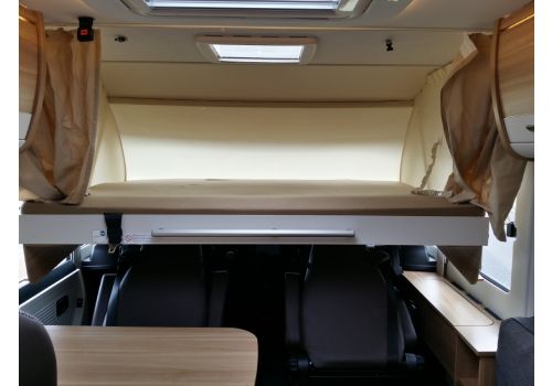 Integral Motorhome DETHLEFFS Advantage I-6671 en Sale Occasion
