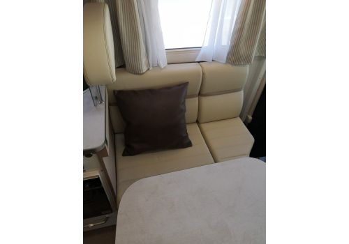 Integral Motorhome RAPIDO M96 modelo en Sale Occasion