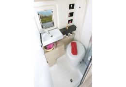 Camper Van DREAMER Fun D43 UP Red Addict Modelo 2021 en Sale Occasion
