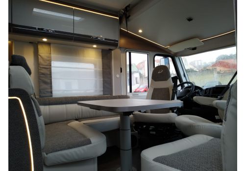 Integral Motorhome DETHLEFFS I 7057 EB Modelo 2020 en Sale Occasion