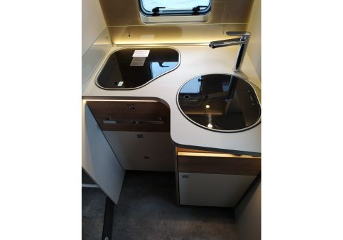 Integral Motorhome DETHLEFFS I 7057 EB Modelo 2020 en Sale Occasion