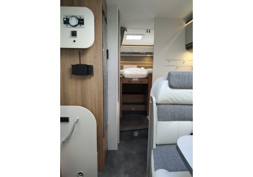 Integral Motorhome DETHLEFFS I 7057 EB Modelo 2020 en Sale Occasion