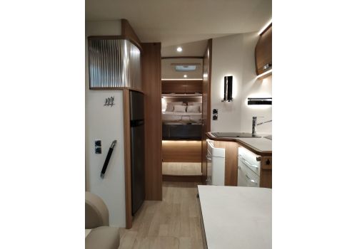 Integral Motorhome RAPIDO 896F modelo 2020 en Sale Occasion