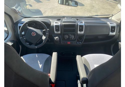 Low Profile Motorhome SUNLIGHT T58 en Sale Occasion