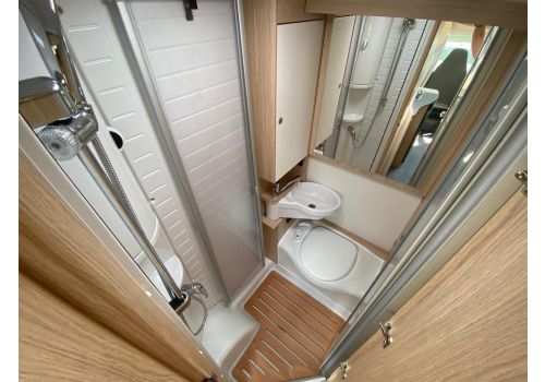 Low Profile Motorhome SUNLIGHT T58 en Sale Occasion