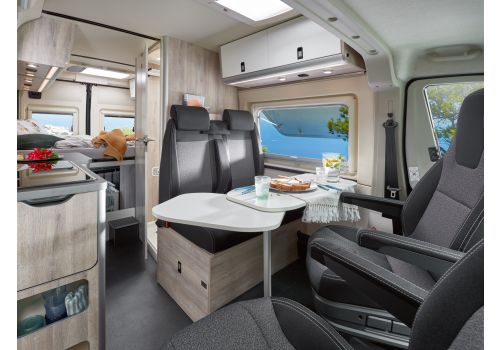 Camper Van WESTFALIA Amundsen 600 D en Catalog