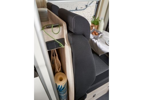 Camper Van WESTFALIA Amundsen 600 D en Catalog