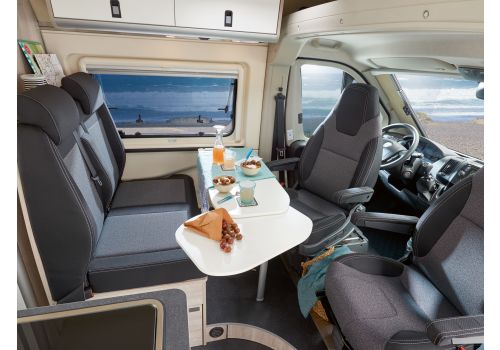 Camper Van WESTFALIA Amundsen 600 D en Catalog