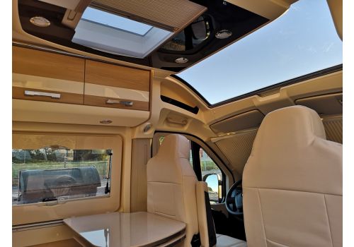Camper Van DREAMER D55 + Select modelo 2019 en Sale Occasion