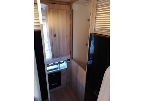 Camper Van DREAMER D55 + Select modelo 2019 en Sale Occasion