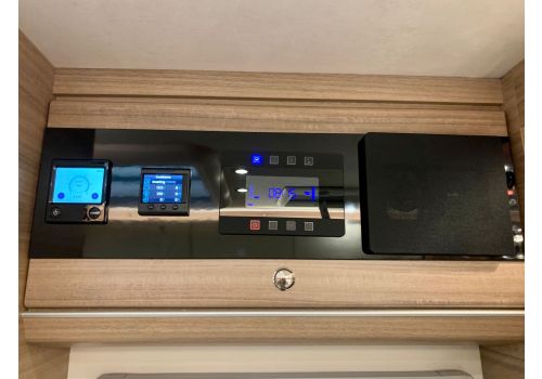 Integral Motorhome CONCORDE Credo 840 L en Sale Occasion