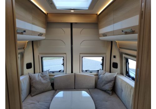 Camper Van DREAMER Select Living Van 2020 en Catalog