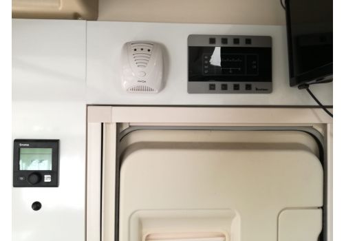Low Profile Motorhome BENIMAR Mileo 263 en Sale Occasion