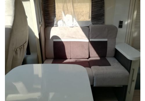 Low Profile Motorhome BENIMAR Mileo 263 en Sale Occasion