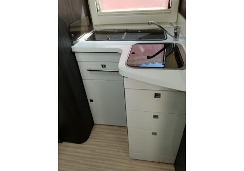 Low Profile Motorhome BENIMAR Mileo 263 en Sale Occasion