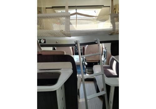 Low Profile Motorhome BENIMAR Mileo 263 en Sale Occasion