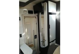Low Profile Motorhome BENIMAR Mileo 263 en Sale Occasion