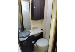 Low Profile Motorhome BENIMAR Mileo 263 en Sale Occasion