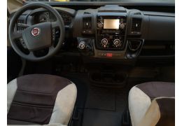 Low Profile Motorhome BENIMAR Mileo 242 en Sale Occasion