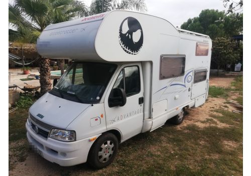 Capuchina Motorhome DETHLEFFS Globetrotter A5891 en Sale Occasion