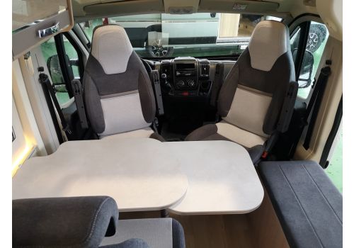 Camper Van RAPIDO V62 modelo 2020 en Sale Occasion