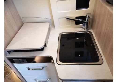 Camper Van RAPIDO V62 modelo 2020 en Sale Occasion