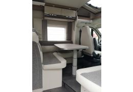 Low Profile Motorhome DETHLEFFS T 7057 DBM modelo 2020 en Sale Occasion
